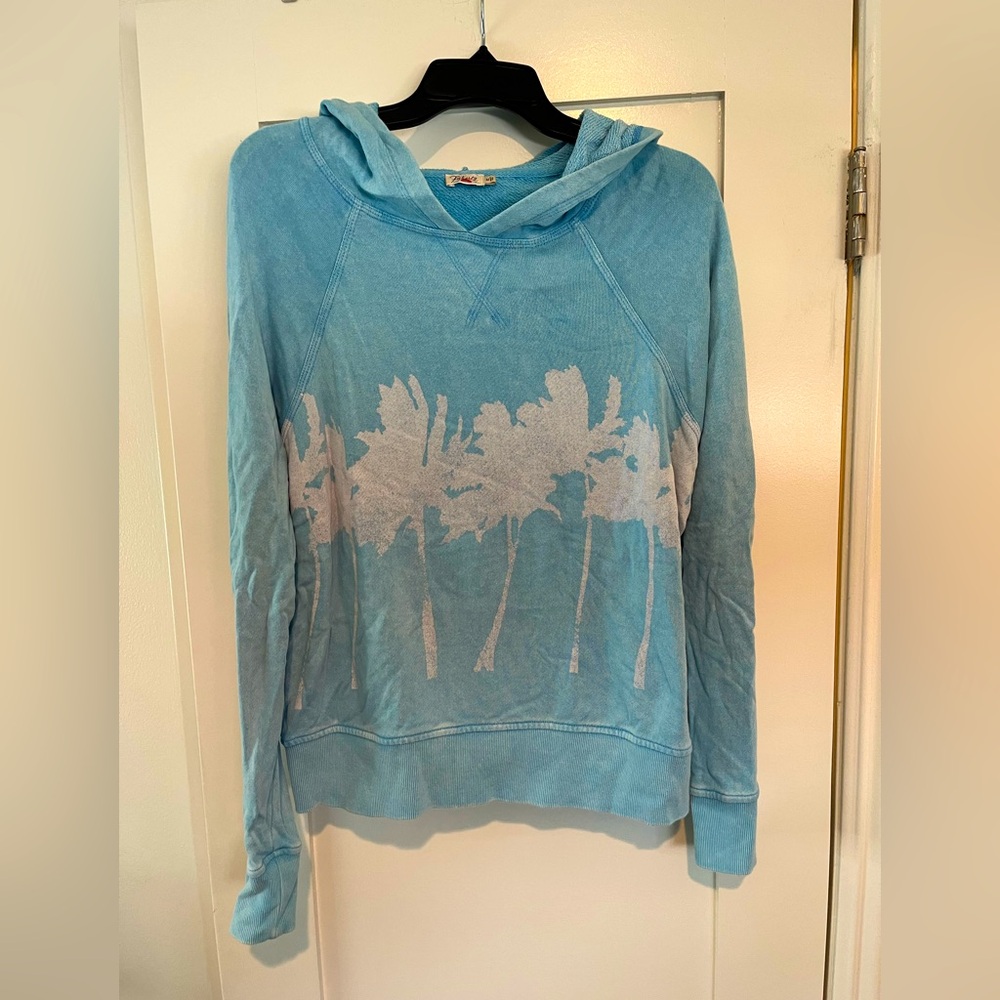 Beautiful turquoise Faherty hoodie